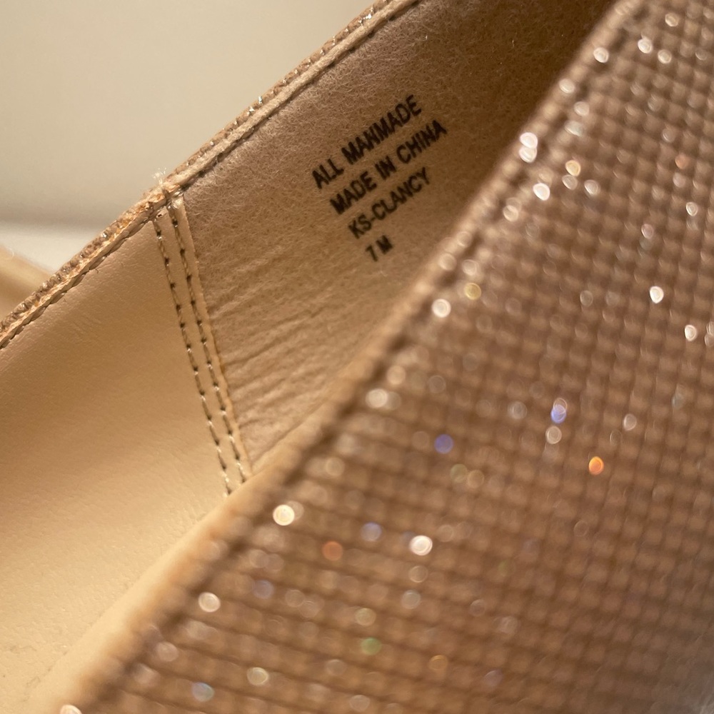 KAREN SCOTT GOLD GLITTER HEELS, WOMEN’S, SIZE 7M, NEW IN BOX. - Picture 4 of 9